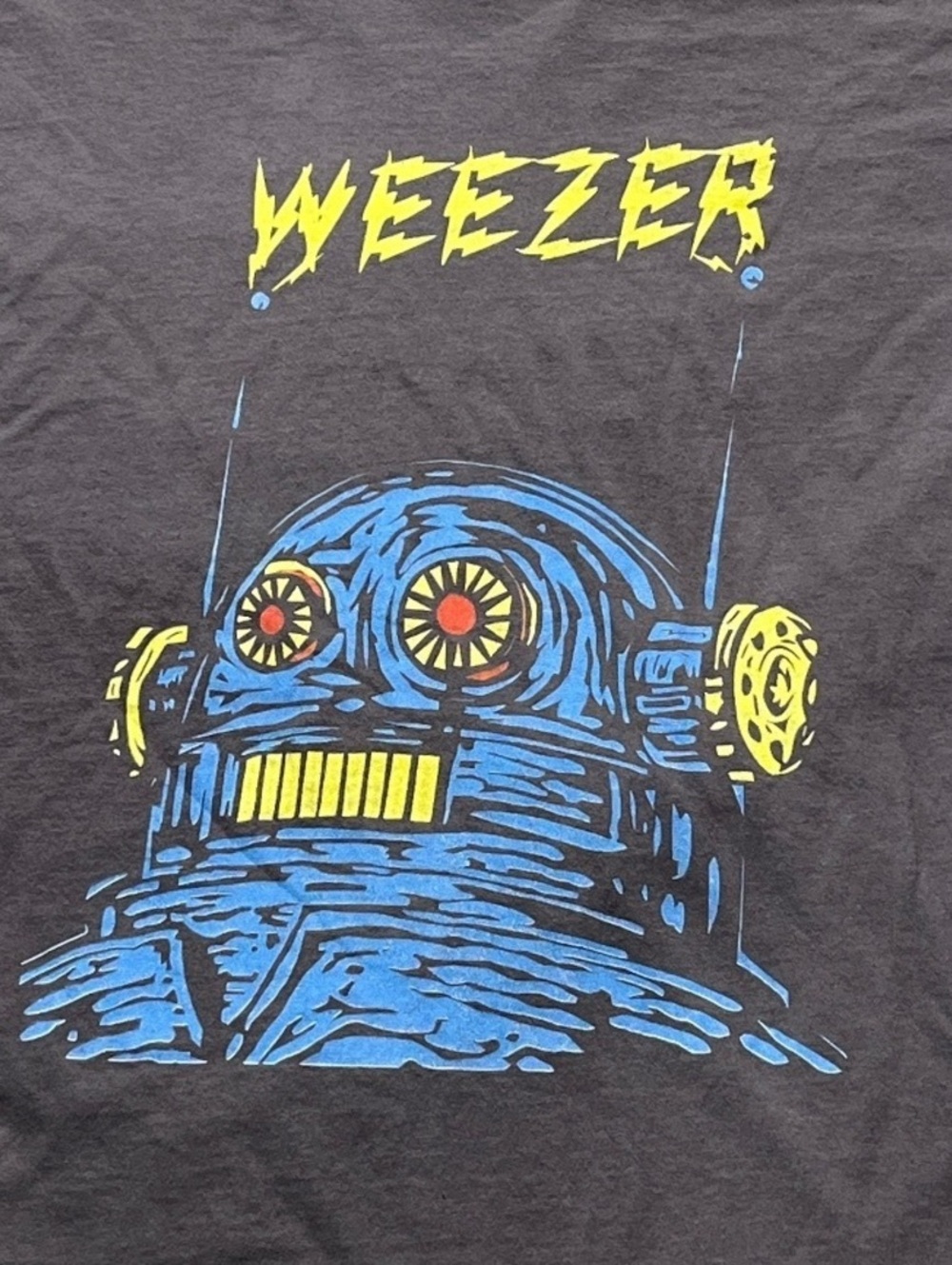Weezer Preowned Large T-shirt